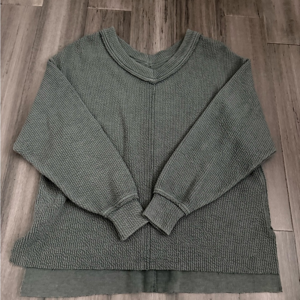 Aerie Ribbed Gray Knit Top